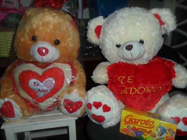 Urso Grande carinhoso com  Bombons!!